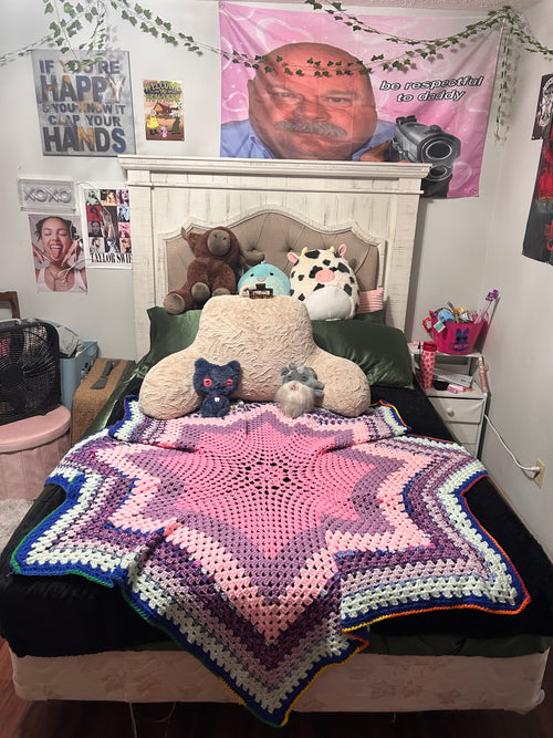 69x69 8-point star blanket