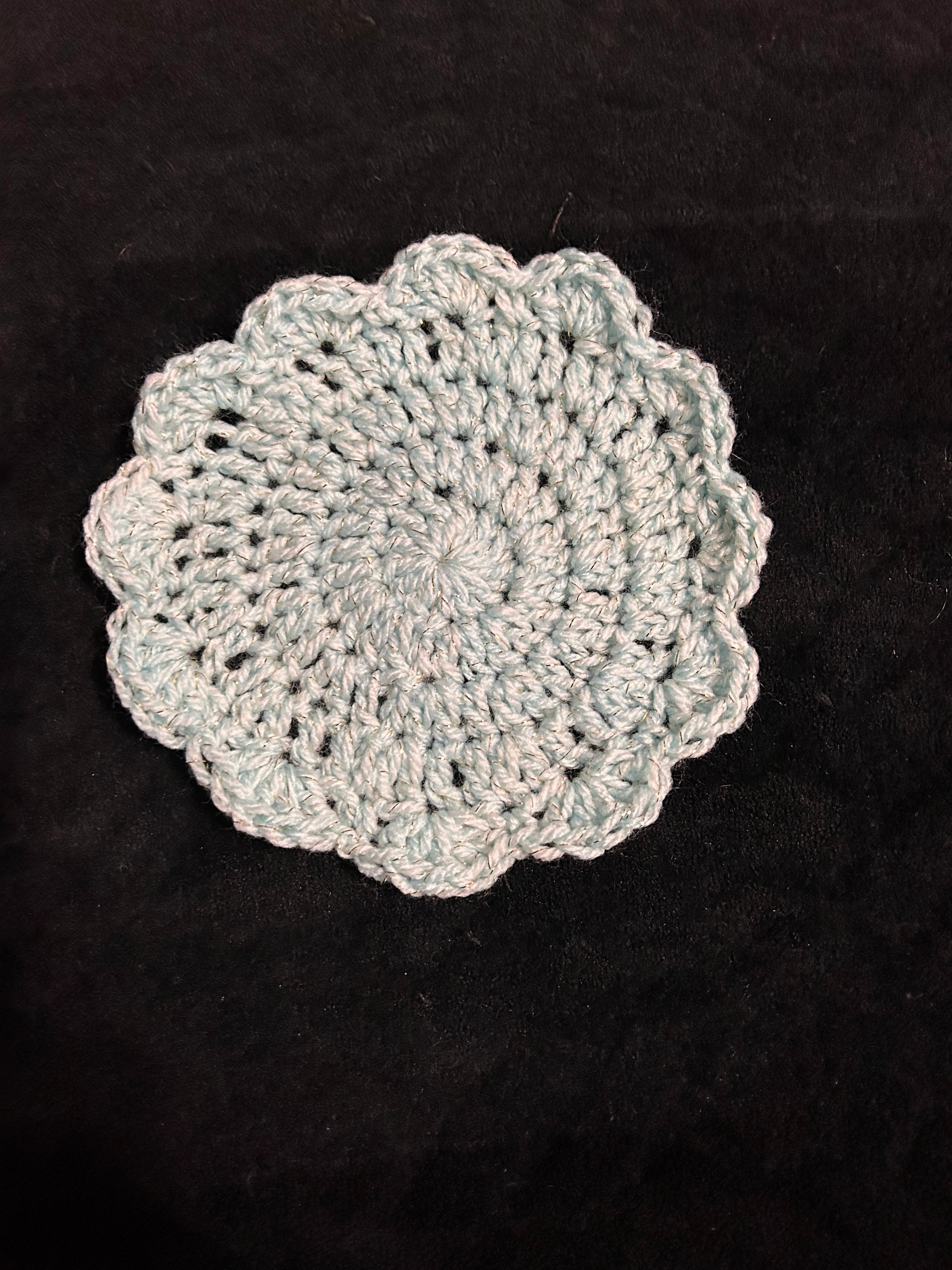 Crocheted ruffle coaster, 4 piece